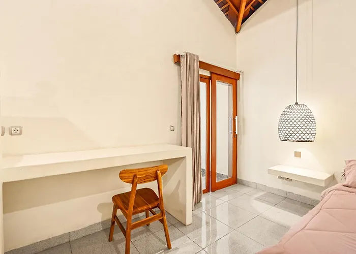 Villa Tropical Complex *