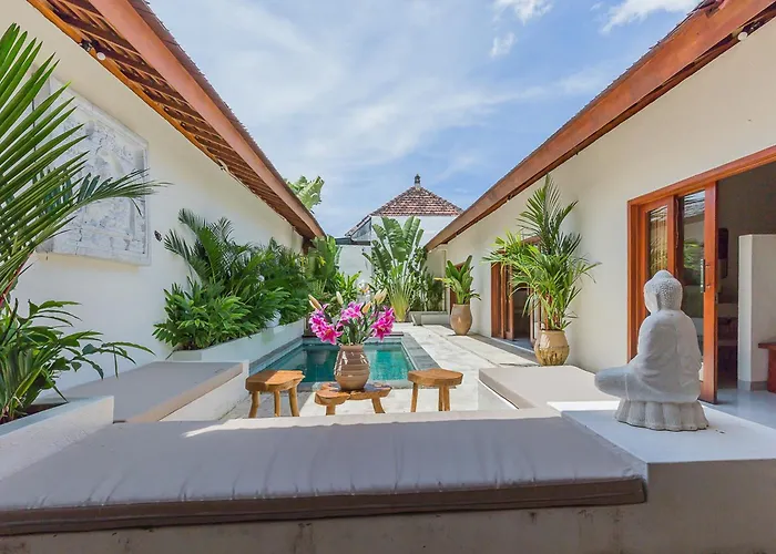 Tropical Complex Villa