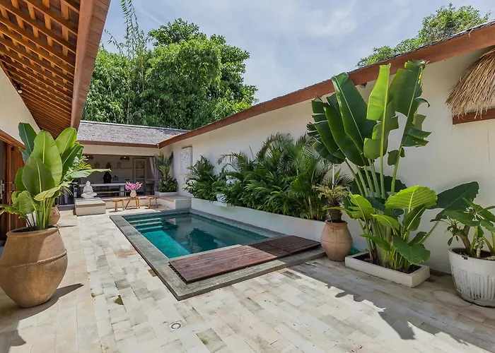 Tropical Complex Jimbaran (Bali)